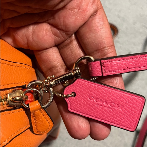 Colorful Coach Set - Picture 8 of 13